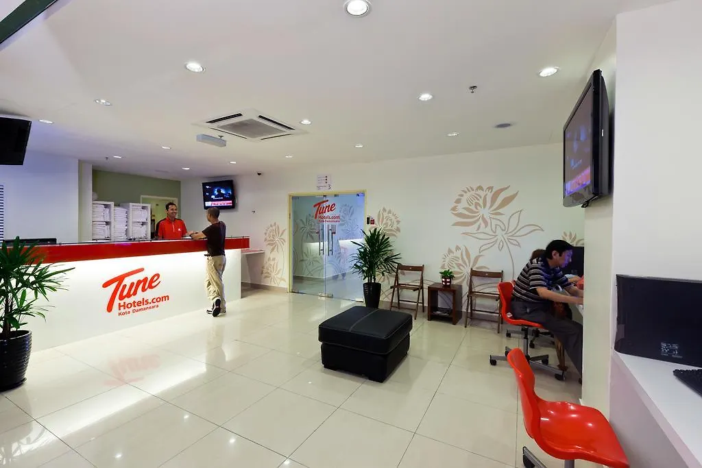 ***  Tune Hotel - Kota Damansara Kuala Lumpur Malesia