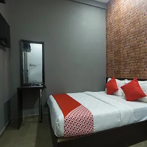 2* Hotel Oyo 876 Sanctuary